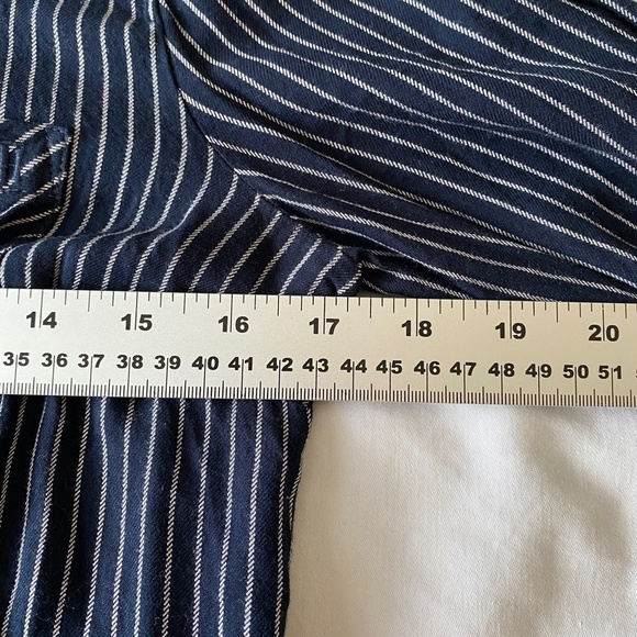 Tommy Hilfiger Women's Navy Pin-Striped Long Sleeve Button Up Shirt Size Small - Picture 7 of 12